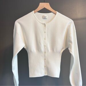 ARITZIA Wilfred ‘Go Lightly’ White Button-Up Cardigan